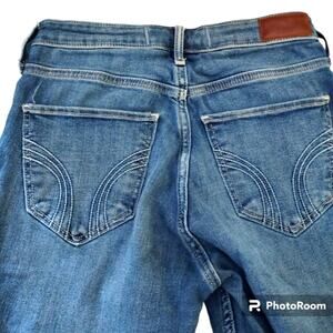 Hollister Curvy High Rise Super Skinny Stretch Frayed Hem Womens Jeans 26W/28L